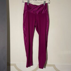 Xersion Women’s Magenta Anti Odor 7/8 Ankle Leggings - Size S